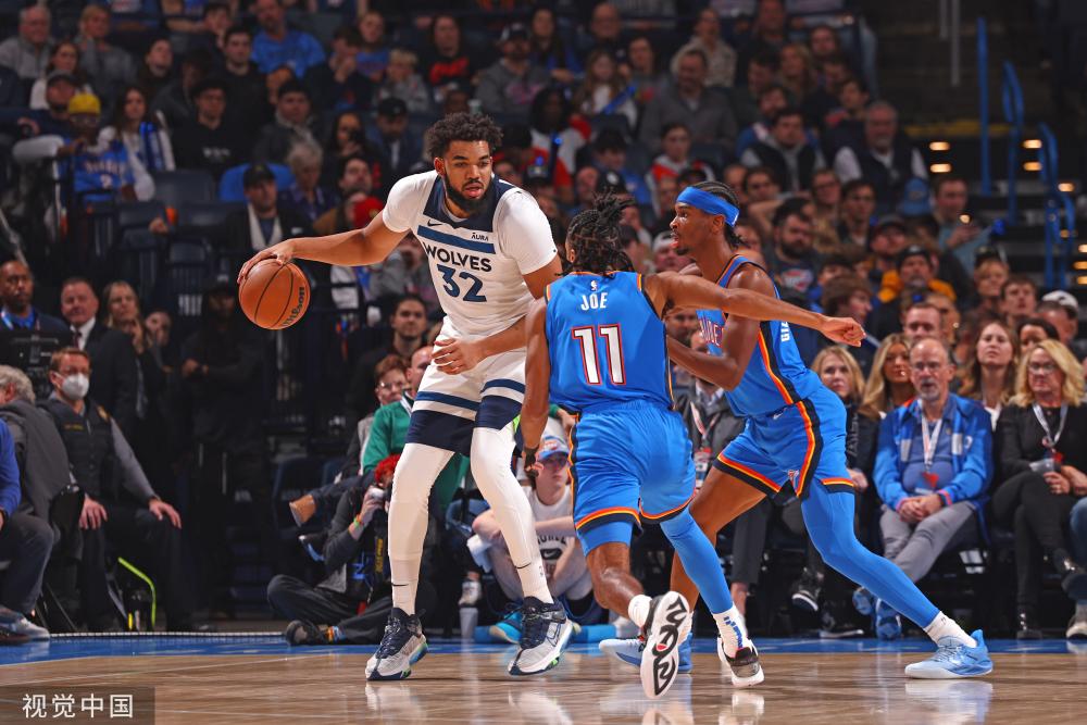 更因为她们 更因为她们