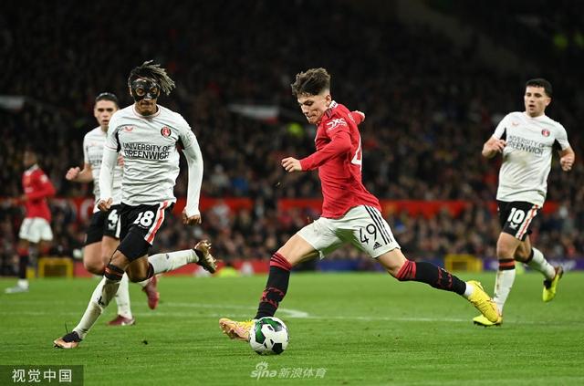 萨拉赫在前 萨拉赫在前